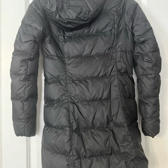 REI Women's Puffer Jacket - Picture 2 of 10